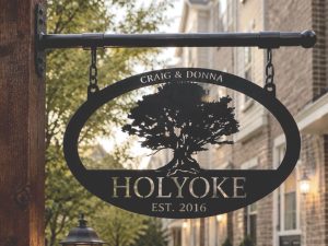 Personalized Metal OAK TREE Sign with  tree  with your name